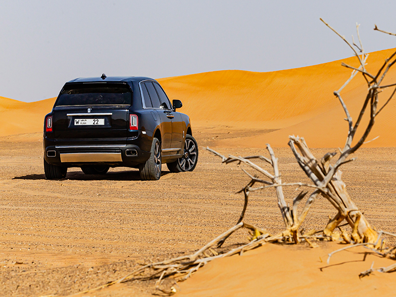 رولز رويس كالينان تضفي فخامة لا تضاهى على كل انواع المغامرات